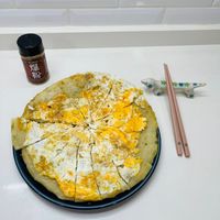 可能是歐姆蛋和豆腐的圖像