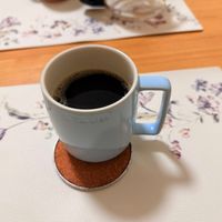 可能是咖啡杯和咖啡的圖像