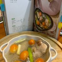 可能是火鍋、豆腐、粥和文字的圖像