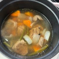 可能是燉小牛膝的圖像