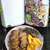 可能是香菇、豆腐、紫蘇和文字的圖像