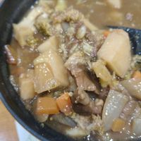 可能是燉小牛膝的圖像