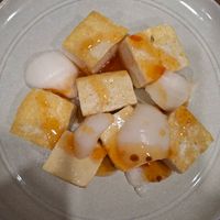 可能是甜點、椰子和豆腐的圖像