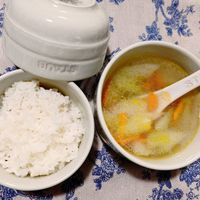可能是粥和文字的圖像