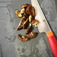 可能是香菇、羊肚蕈菇和蘑菇的圖像