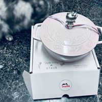 可能是鬆餅機和文字的圖像
