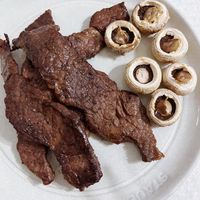 可能是肉排的圖像