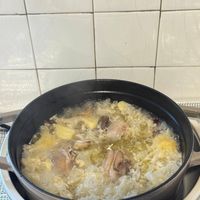 可能是粥、燉小牛膝和拉麵的圖像