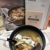 可能是粥、豆腐、火鍋和文字的圖像