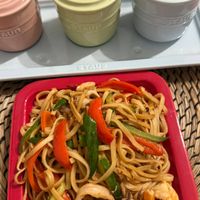 可能是義大利麵和炒麵的圖像