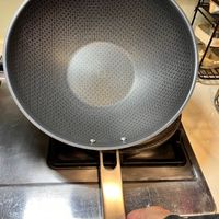 可能是鬆餅機和抽油煙機的圖像