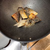 可能是鯷魚的圖像