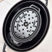 可能是鬆餅機和顯示的文字是「 SLAWE FRANGE IN FRANCE MADE ၀ 」的圖像