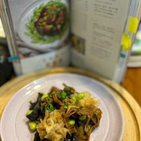 可能是豆腐、香菇和文字的圖像