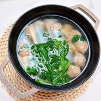 可能是豆腐、火鍋和文字的圖像