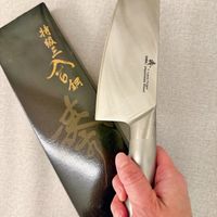 可能是刀和文字的圖像