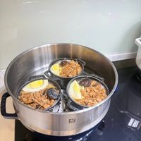 可能是食物和慢燉鍋的圖像