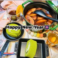可能是火鍋、戚風蛋糕和文字的圖像
