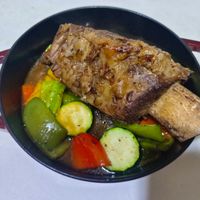 可能是燉小牛膝的圖像