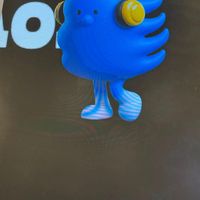 可能是玩具和顯示的文字是「 O 」的圖像