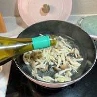 可能是義大利麵的圖像