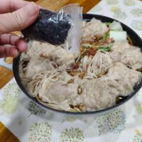 可能是粥、麵和拉麵的圖像