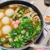 可能是火鍋、水波蛋、粥和拉麵的圖像