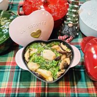 可能是火鍋、紅心、香菇和文字的圖像