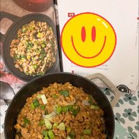 可能是豆腐、炒飯和文字的圖像