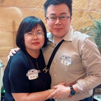 可能是微笑和文字的圖像