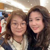 可能是一或多人和大家在微笑的圖像