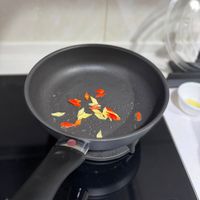 可能是水波蛋和歐姆蛋的圖像