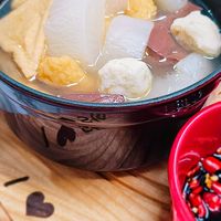 可能是粥、甜點、龍眼和文字的圖像