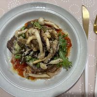 可能是鯷魚和香菇的圖像