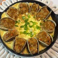 可能是起司火鍋、西班牙大鍋飯和牧羊人派的圖像