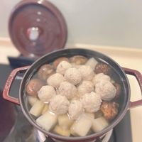 可能是火鍋、豆腐和文字的圖像