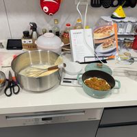 可能是鬆餅機和牧羊人派的圖像