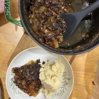 可能是燉小牛膝的圖像