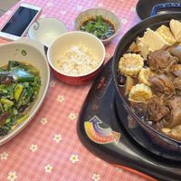 可能是火鍋、豆腐和文字的圖像