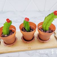 可能是‎槲寄生仙人掌、仙人掌果和‎顯示的文字是「‎仙人 K 仙人草領 우~ de عل 営ケ 리미중 領‎」‎‎ 的圖像