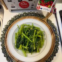 可能是‎顯示的文字是「 ‎stau stauh Stinh STAUB A س‎ 」‎的圖像