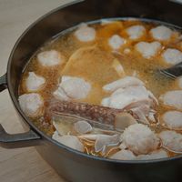 可能是豆腐、火鍋和粥的圖像