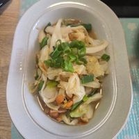 可能是炒麵和拉麵的圖像