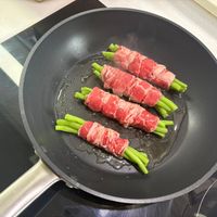 可能是食物和文字的圖像