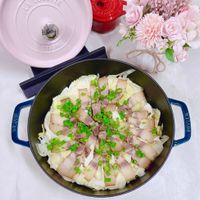 可能是豆腐和顯示的文字是「 LA COCOTTE STASE ン RUS 」的圖像