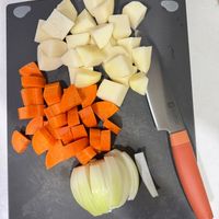 可能是刀和食物的圖像