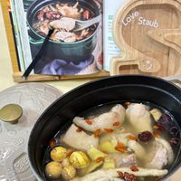 可能是火鍋、豆腐和文字的圖像