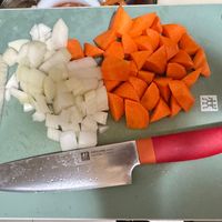 可能是刀和食物的圖像