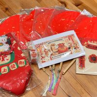 可能是聖誕襪和文字的圖像