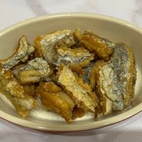 可能是鯷魚的圖像